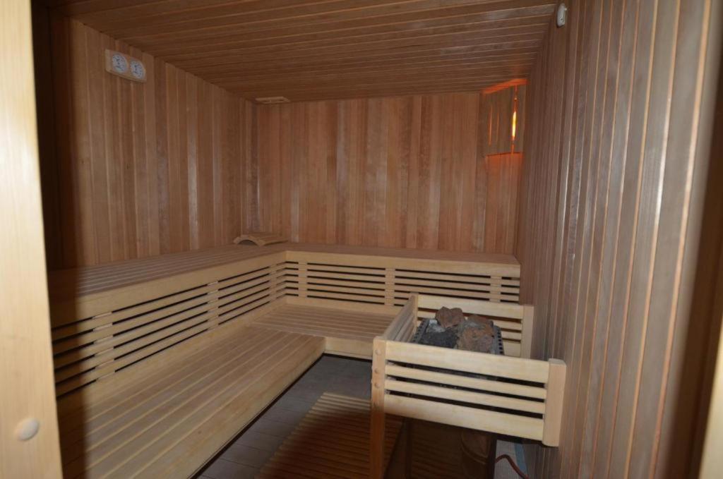 Apartments Ana Wellness L 로비니 외부 사진